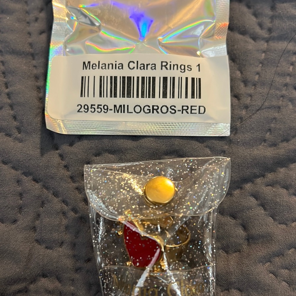 Melania Clara adjustable heart ring
